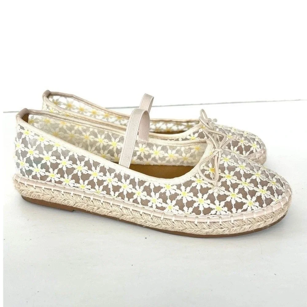 Madden Girl Cottagecore Flats Women 9.5 Beige Floral Mesh Mary Jane Bow Ballet